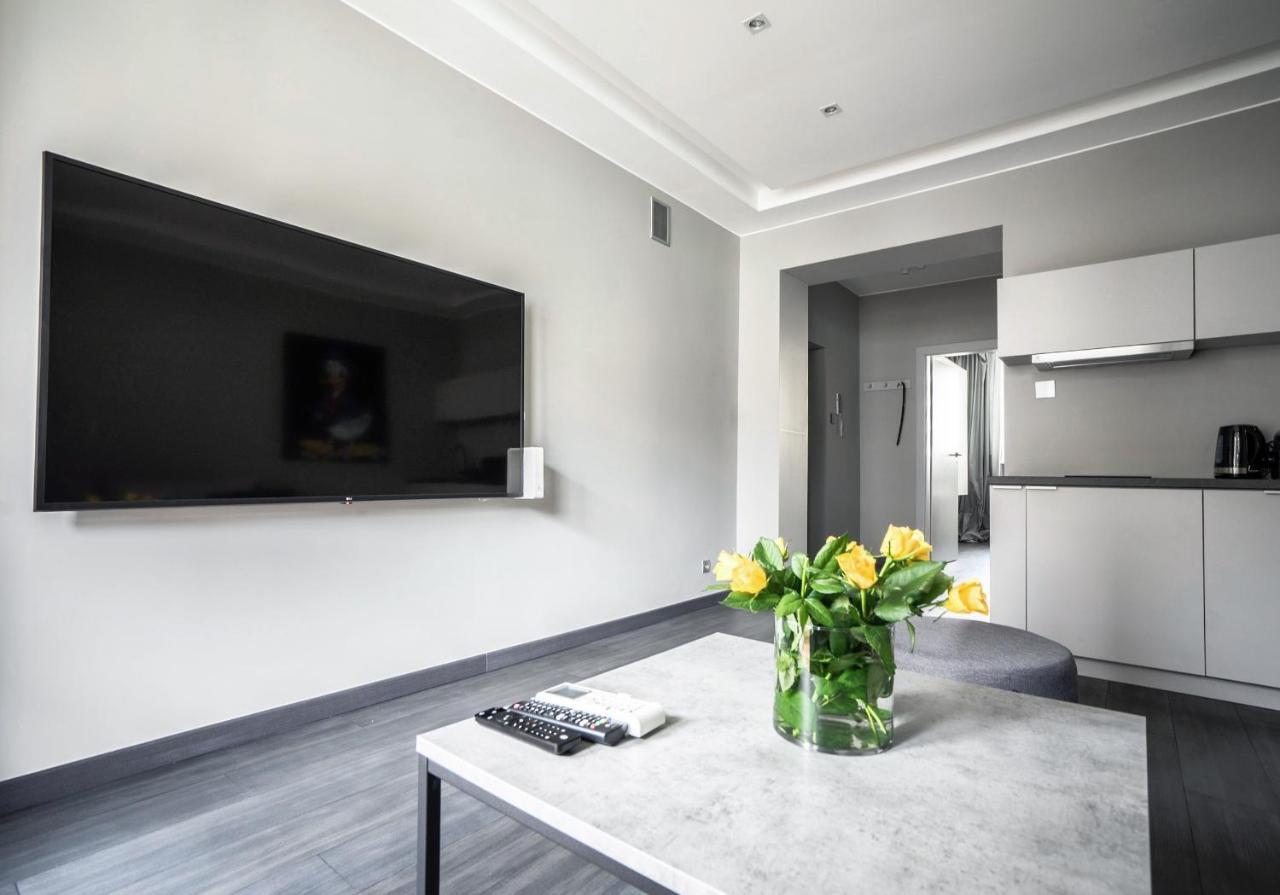 Grey House Warsaw Apartment Exterior photo